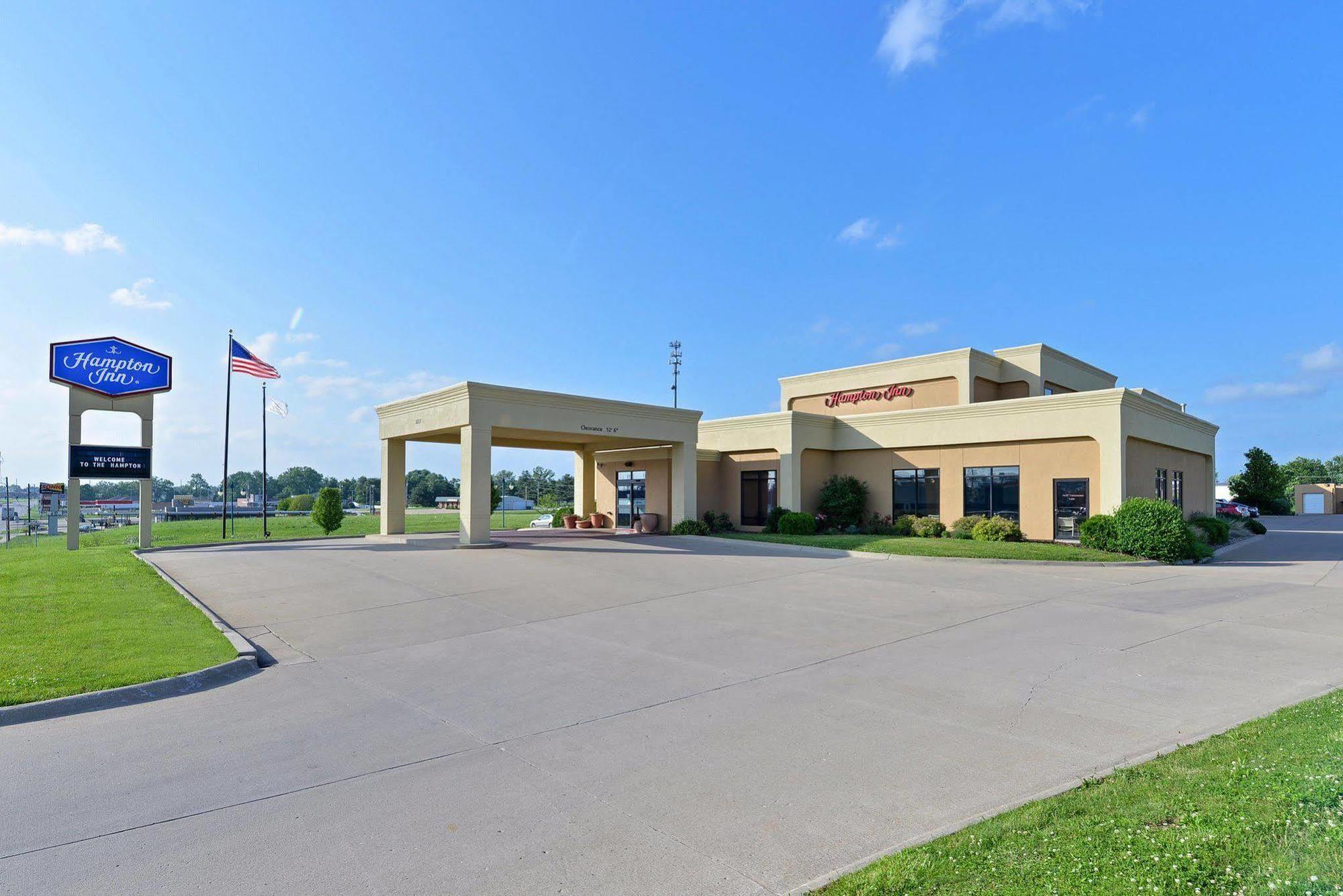 Hampton Inn Keokuk Экстерьер фото